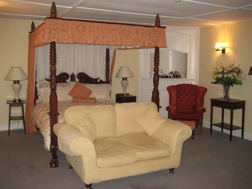 The Pack Horse Hotel South Brent Bagian luar foto